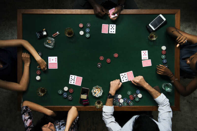 Thuật ngữ trong Poker về vị trí trong bàn cược 